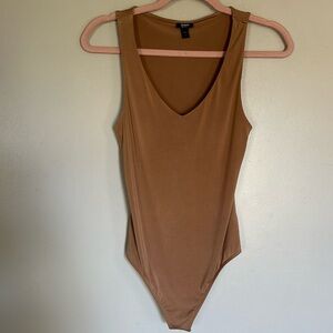 Express Body Contour Silky V Neck Bodysuit - XS